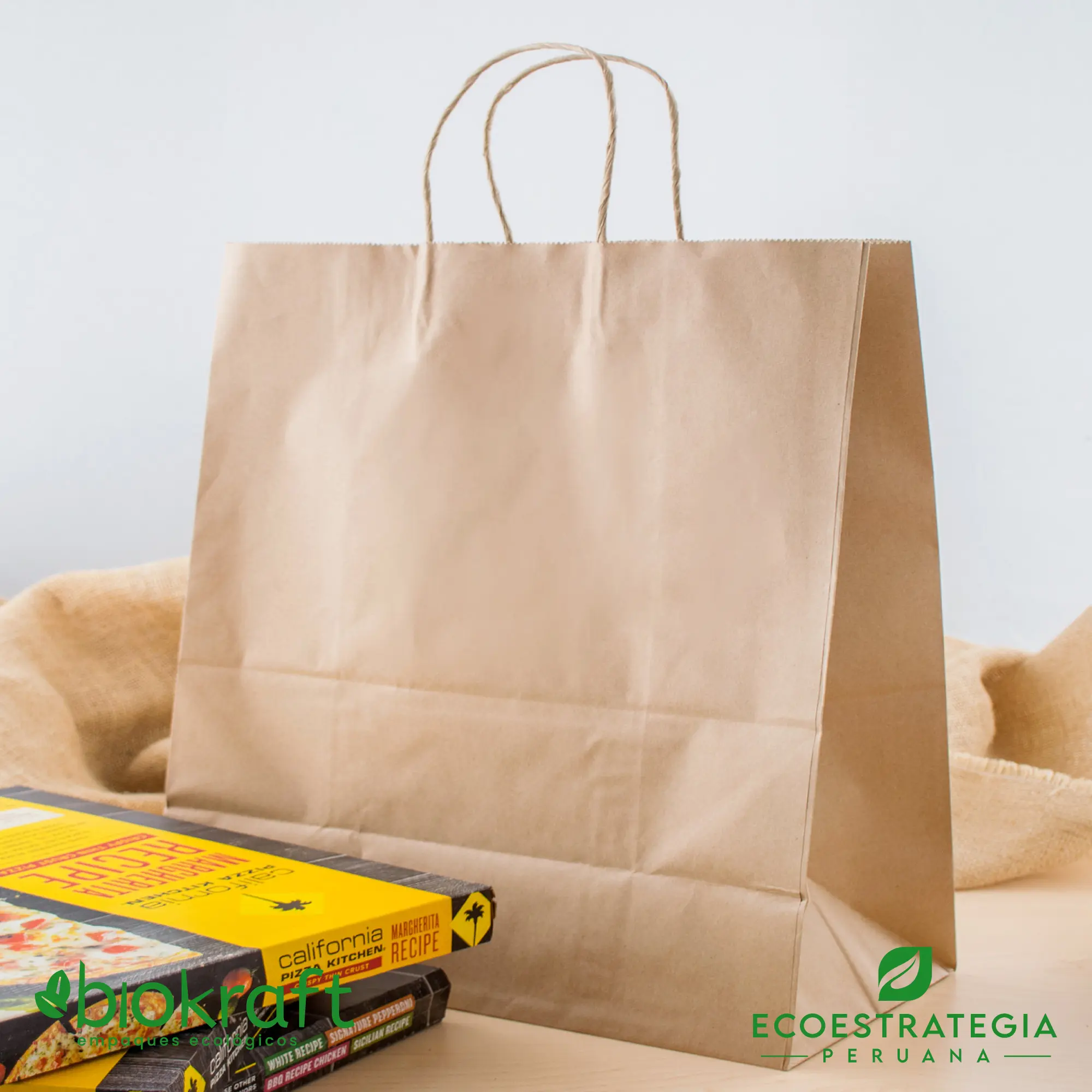 Esta bolsa de papel Kraft tiene un grosor de 125gr y un peso de 80gr. Bolsas biodegradables y ecologicas reutilizables y personalizadas. Ideal para delivery