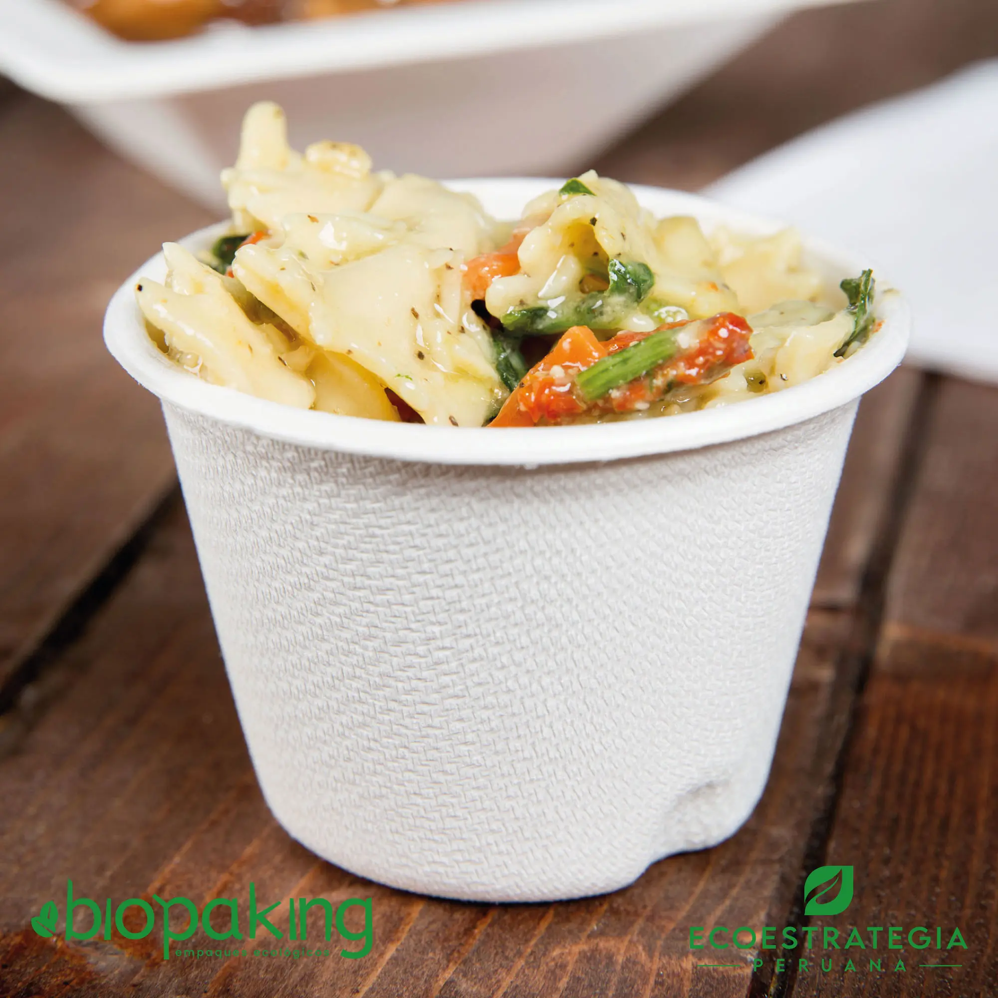 Salsero biodegradable de caña de azúcar 4 oz Este salsero de 4 oz es un producto de materiales biodegradables, hecho a base de fibra de caña de azúcar. Cotiza envases, empaques y pirotines para comidas